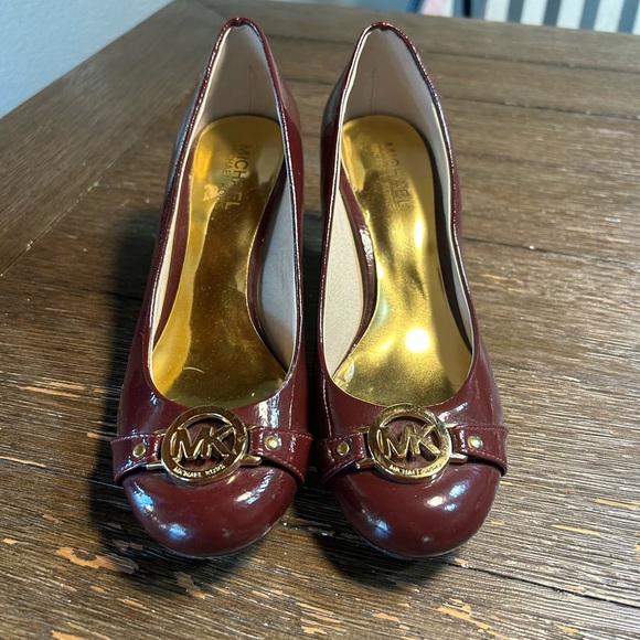 Michael Kors Alina Flex Pump size 7 - Picture 7 of 11
